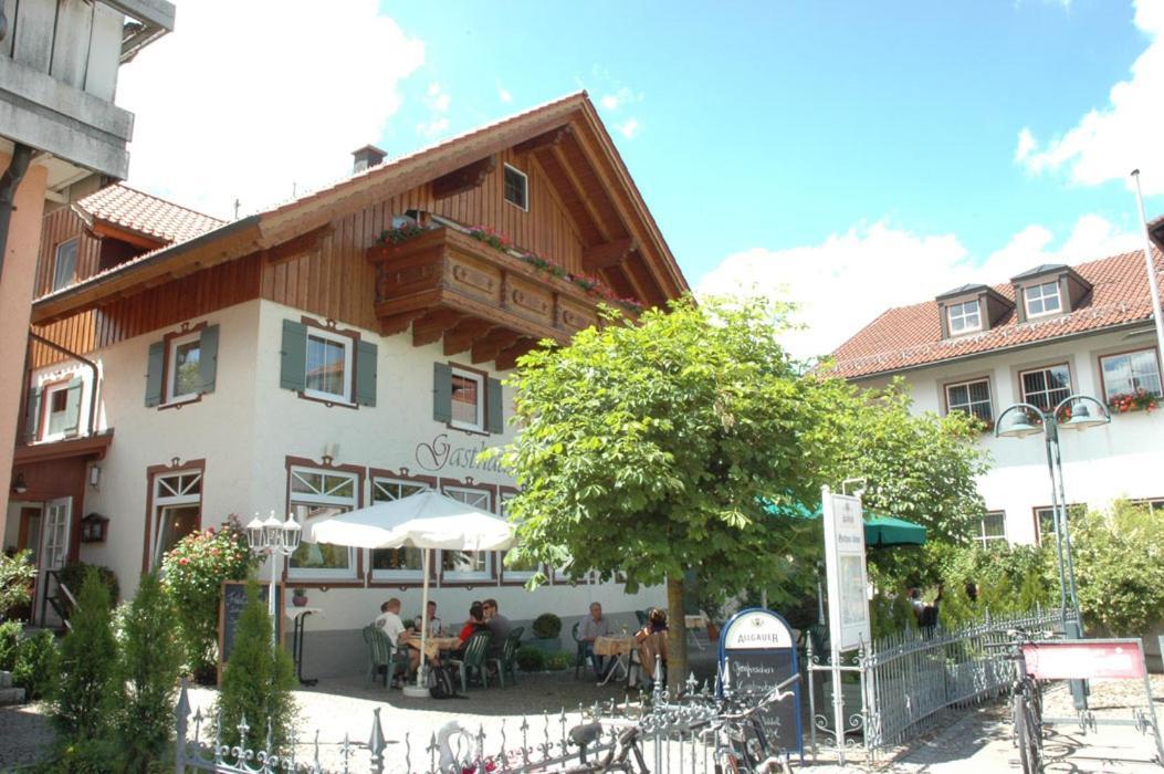 Altusried Gasthaus Sonne מראה חיצוני תמונה